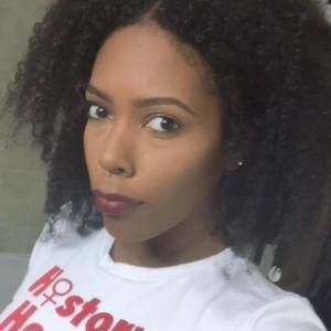 Meet your Posher, Danika